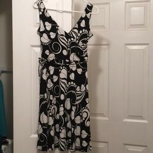 Striking B&W print dress, fit and flare!